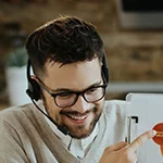 حمیدرضا عبدی مدیرعامل هلدینگ گلرنگ